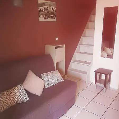 Pavillon Dans Securisee Avec Piscine Feriehus *