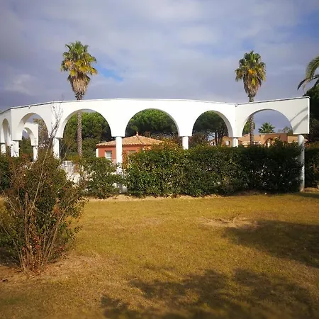 Pavillon Dans Securisee Avec Piscine Feriehus Vendres
